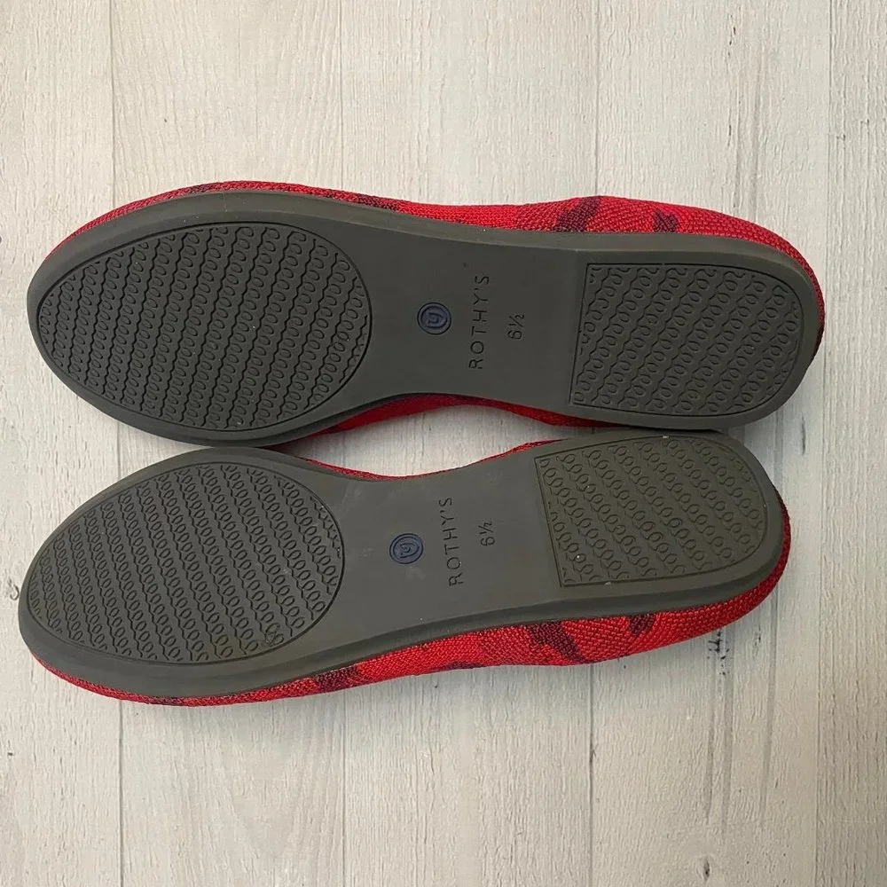 Rothy’s the flat red camo round toe flat size‎ 6.5